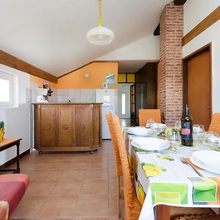 Apartment Ines *