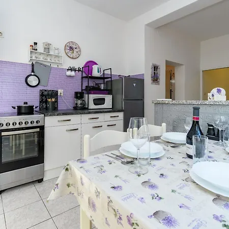Apartment Ines