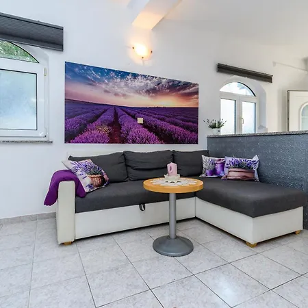 Ines Apartment Banjol