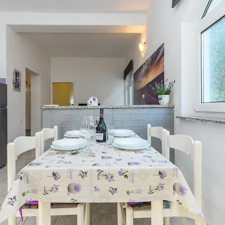 Ines Apartment